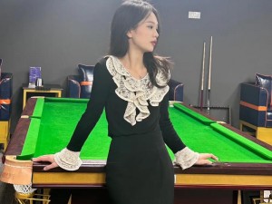 台球女激战 2 奈玉最佳搭配韩国运动文胸